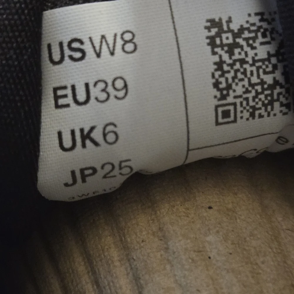 On Running Sneakers Women Size 8 Cloud X AD - Picture 2 of 14